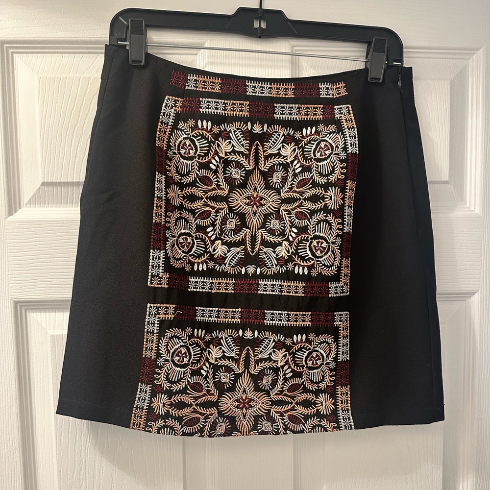 Alia Black and Cream Embellished Mini Skirt